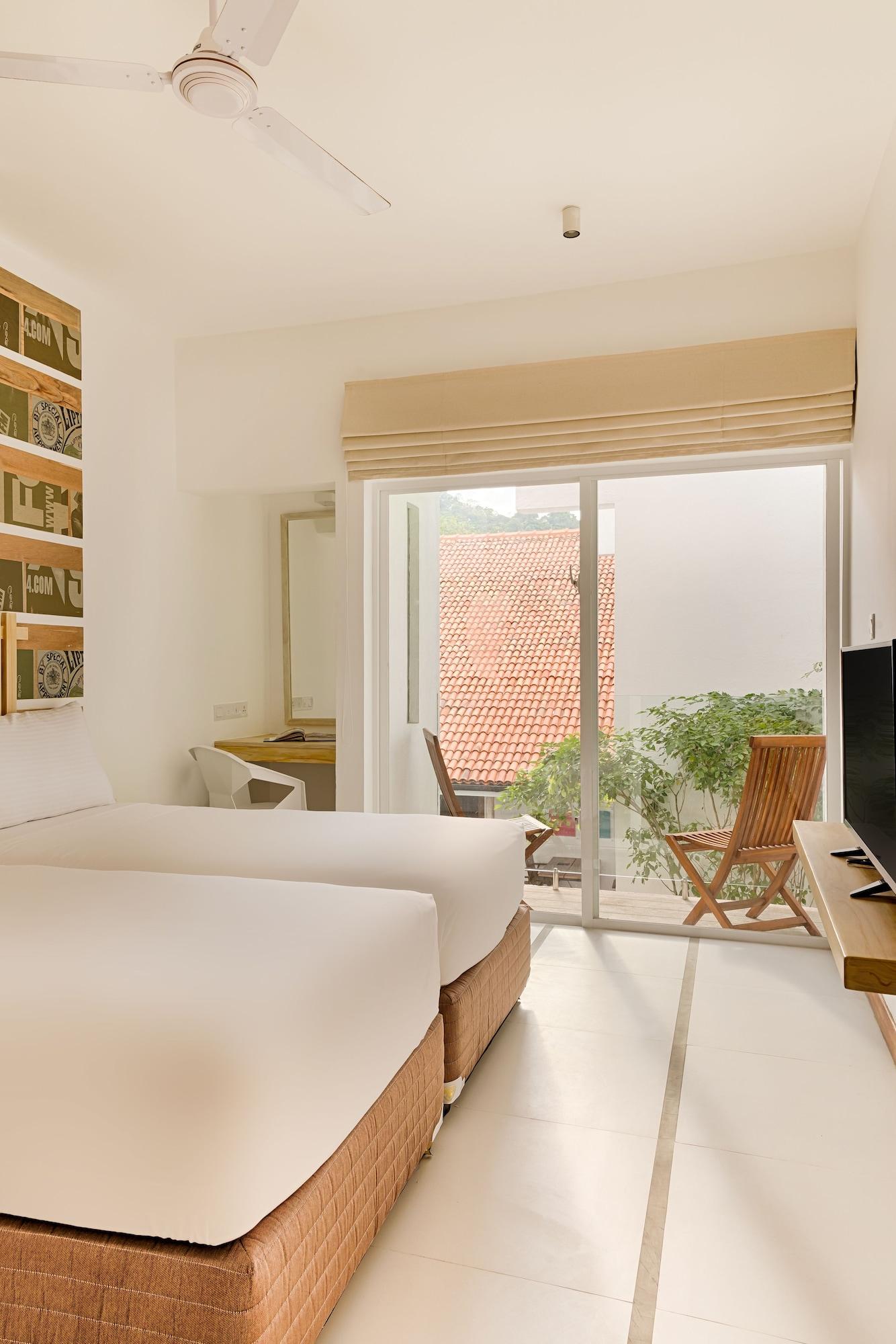 Hotel J, Унаватуна Экстерьер фото
